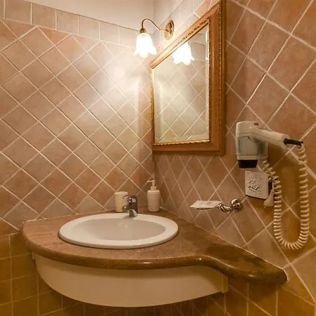 Pensionat La Vecchia Stazione 3*